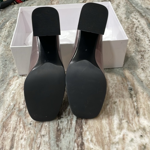 Square toe pumps - Picture 2 of 8